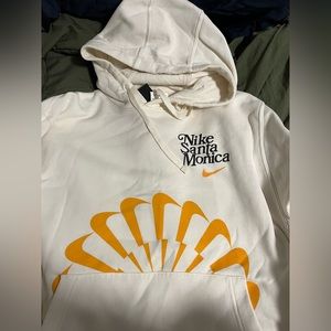 Nike hoodie beige and orange details Santa Monica
